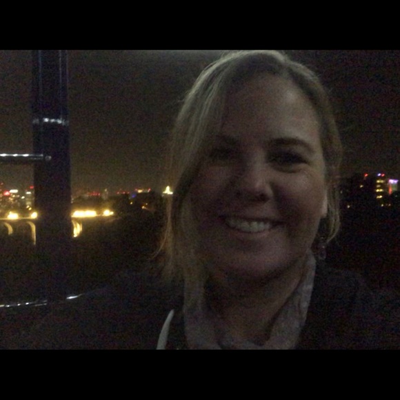 Meet your Posher, Tamara - Picture 1 of 1